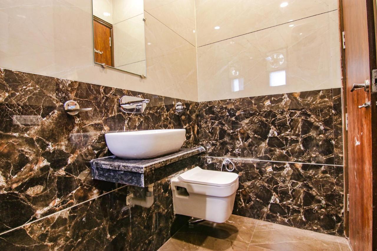 אמריצר Fabhotel Aryan Grand מראה חיצוני תמונה